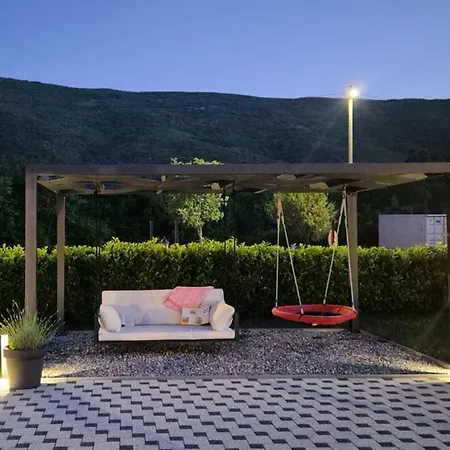 Rubin With Heated Pool Villa *