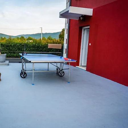Rubin With Heated Pool * Slivno (Split-Dalmatia)