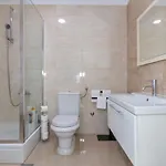 Rubin With Heated Pool וילה