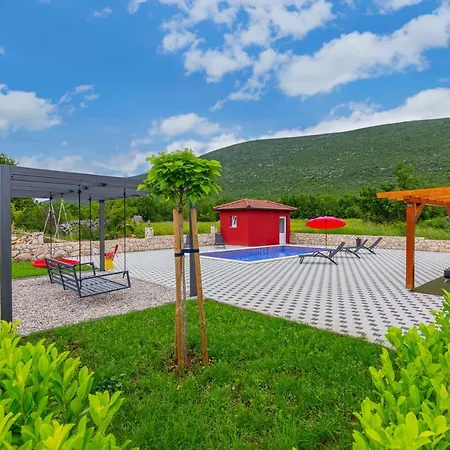 Rubin With Heated Pool Villa Slivno (Split-Dalmatia)