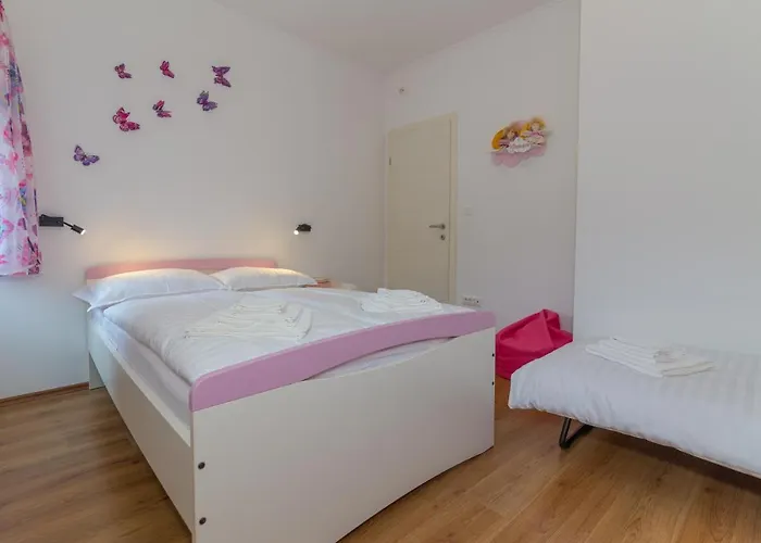 Rubin With Heated Pool *